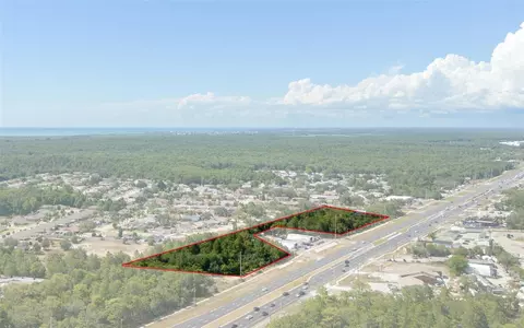 18443 Us 19, Hudson, FL 34667