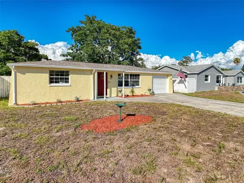 5034 School Rd, New Port Richey, FL 34653