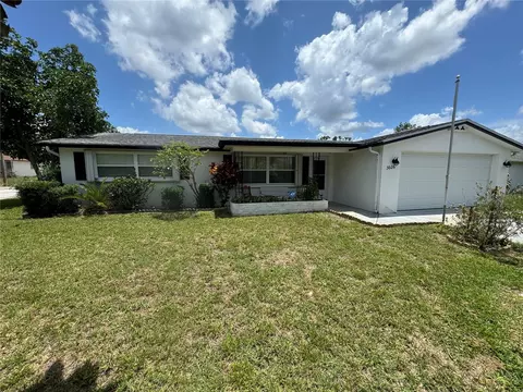 3606 Warbler Dr, New Port Richey, FL 34652