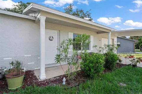 8615 Honeycomb Dr, Port Richey, FL 34668