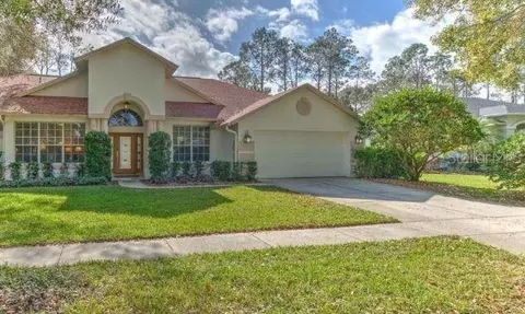 4949 Willow Ridge Ter, Valrico, FL 33596