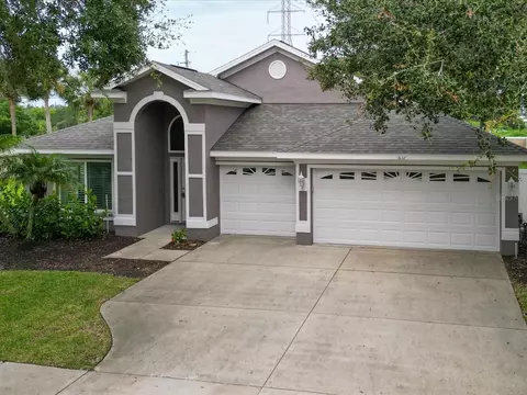 612 N Lake Blvd, Tarpon Springs, FL 34689
