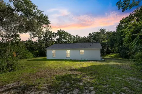 4488 Hickory Hammock Dr, Dade City, FL 33523