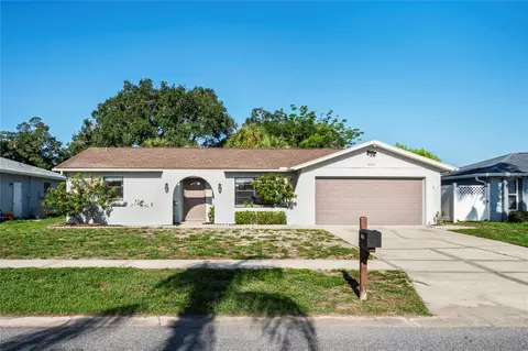 2029 Tumbleweed Dr, Holiday, FL 34690
