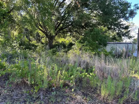 16076 Rester Dr, Brooksville, FL 34613