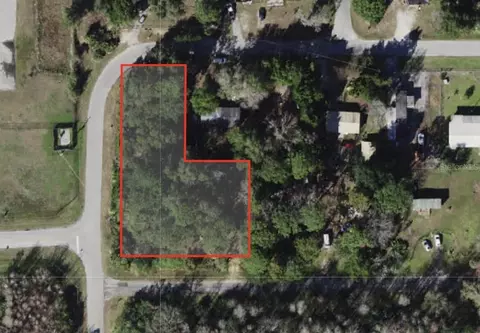 8646 W Admiral Byrd Ln, Crystal River, FL 34429
