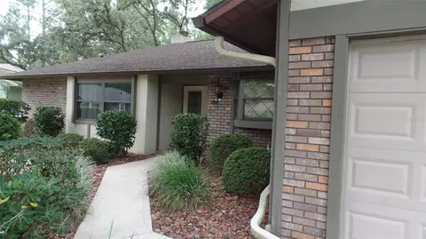 9 Moser Ct N, Homosassa, FL 34446