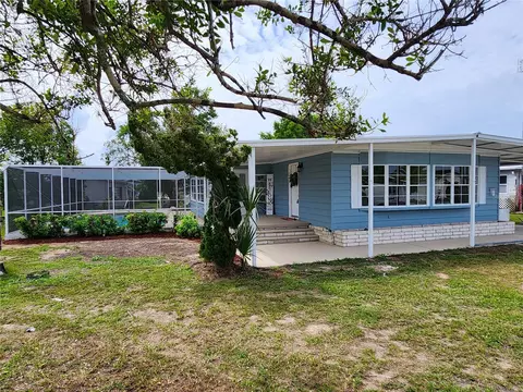 8536 Central Ave, Brooksville, FL 34613