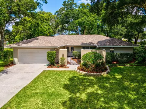 30 Beechtree Ct, Palm Harbor, FL 34683