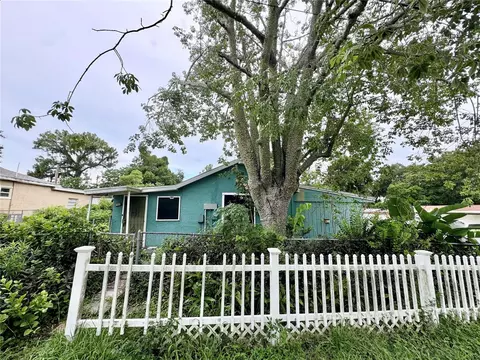 9304 N 19th St, Tampa, FL 33612