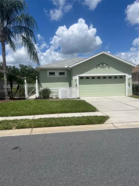 8111 Ponkan Rd, Land O Lakes, FL 34637