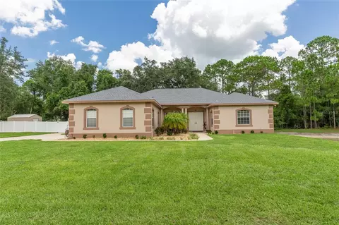 10518 Miracle Ln, New Port Richey, FL 34654