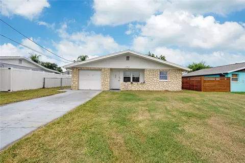 13927 Berkowitz Ave, Hudson, FL 34667