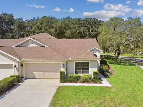 9306 Whispering Meadow Ct, New Port Richey, FL 34655