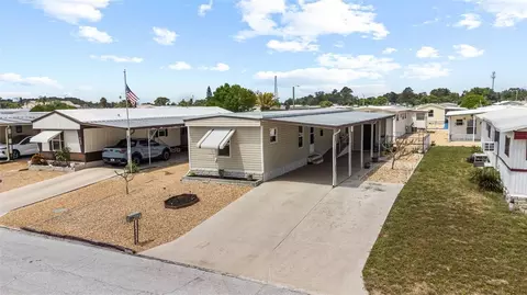 12201 Longhorn Dr, Hudson, FL 34667