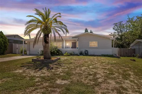 3535 Oakhurst Dr, Holiday, FL 34691