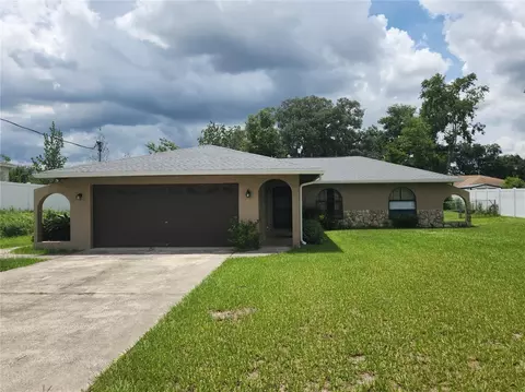 2123 Hawthorne Rd, Spring Hill, FL 34609
