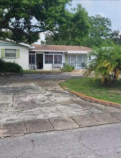 705 S Winona Ave, Lake Alfred, FL 33850