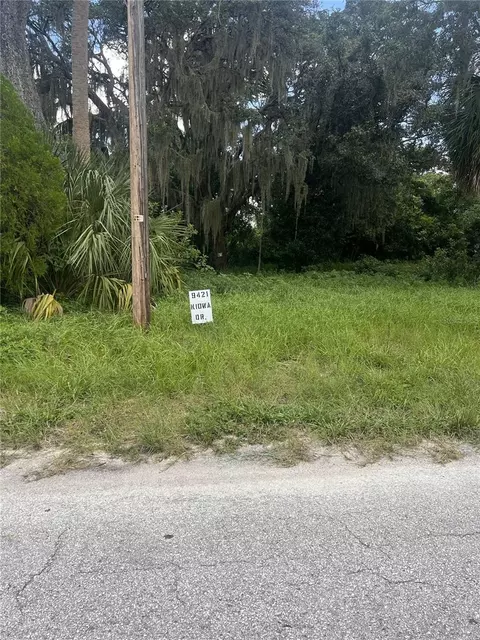 9421 Kiowa Dr, New Port Richey, FL 34654