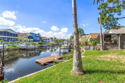 6316 Spoonbill Dr, New Port Richey, FL 34652