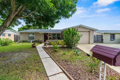 8752 Lido Ln, Port Richey, FL 34668