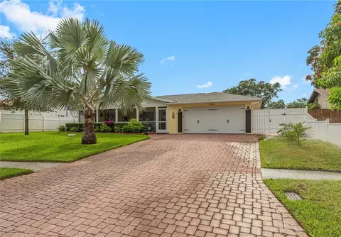 3312 Fox Hill Dr, Clearwater, FL 33761