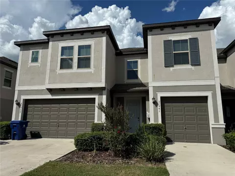 31941 Blue Passing Loop, Wesley Chapel, FL 33545 photo 1