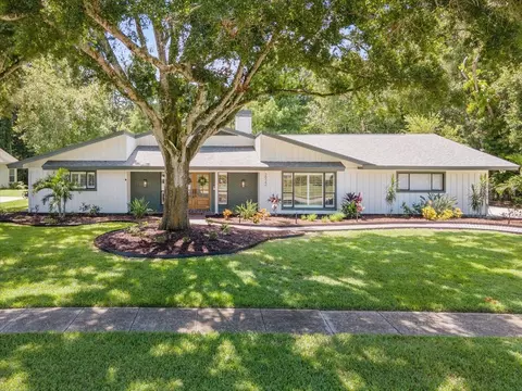 2922 St Andrews Blvd, Tarpon Springs, FL 34688