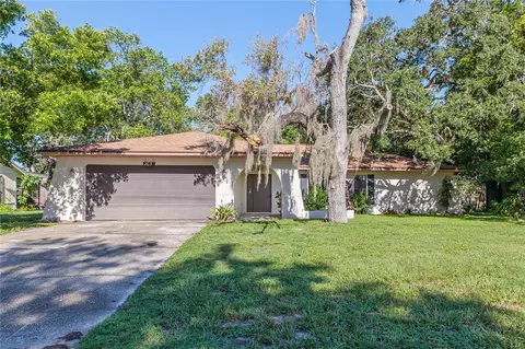2033 Waterfall Dr, Spring Hill, FL 34608
