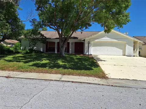 8201 Heartwood Ln, Hudson, FL 34667