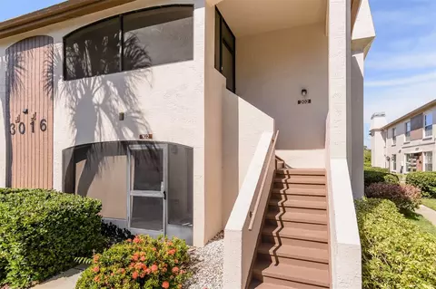 3016 Bonaventure Cir #202, Palm Harbor, FL 34684
