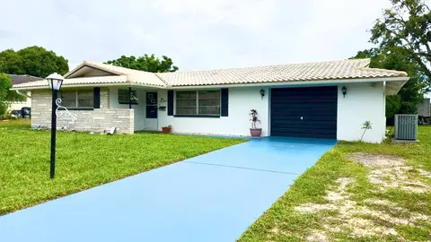 7902 Tropicana Dr, Port Richey, FL 34668