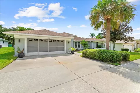 1062 Greenturf Rd, Spring Hill, FL 34608
