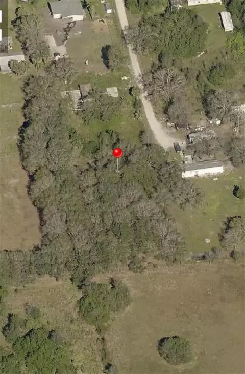 964 NW 102nd St, Okeechobee, FL 34972