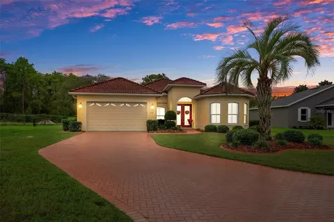 9312 Gentle Ben Ct, Weeki Wachee, FL 34613