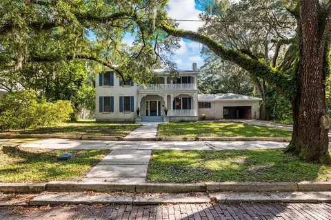 321 S Brooksville Ave, Brooksville, FL 34601