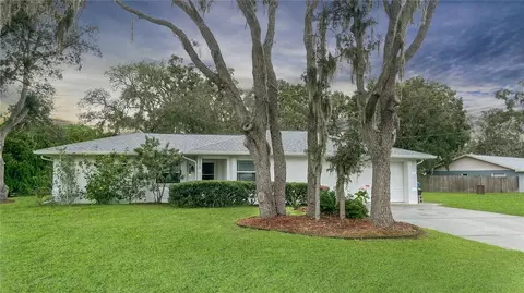 2391 Dustin Cir, Spring Hill, FL 34608