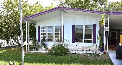 8217 Weatherford Ave, Brooksville, FL 34613
