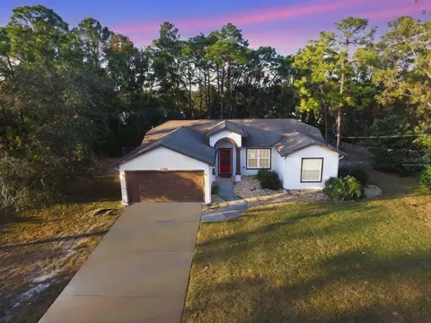 10369 Golden Ave, Weeki Wachee, FL 34613