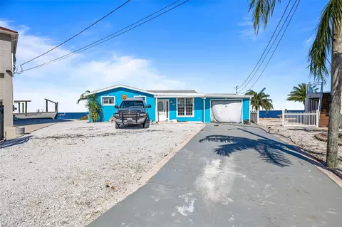 6317 Harbor Dr, Hudson, FL 34667