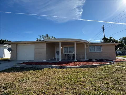 1502 Sentinel St, Holiday, FL 34690