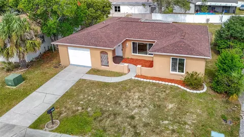 8537 Newton Dr, Port Richey, FL 34668