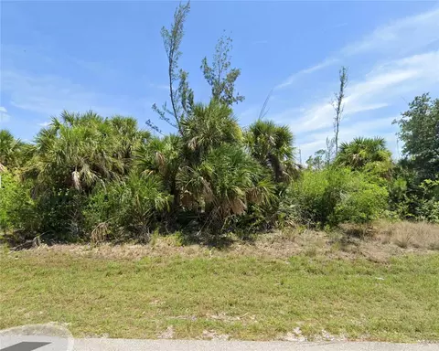 15093 Lyneburg Ave, Port Charlotte, FL 33981
