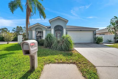 10720 Magrath Ln, New Port Richey, FL 34654