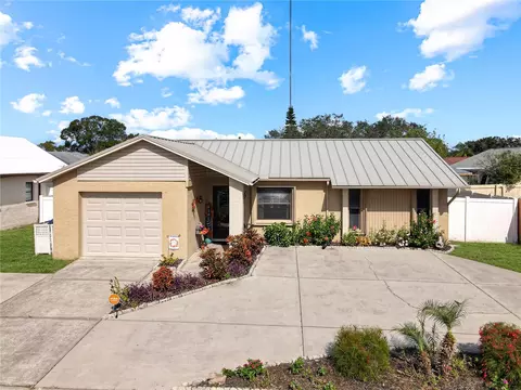 2801 Whether Dr, Holiday, FL 34691
