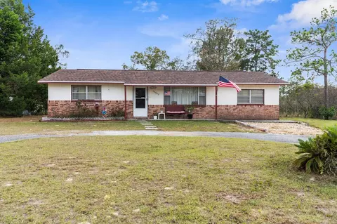 12082 Peaceful Ave, Weeki Wachee, FL 34614