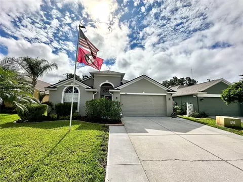 2510 Big Pine Dr, Holiday, FL 34691