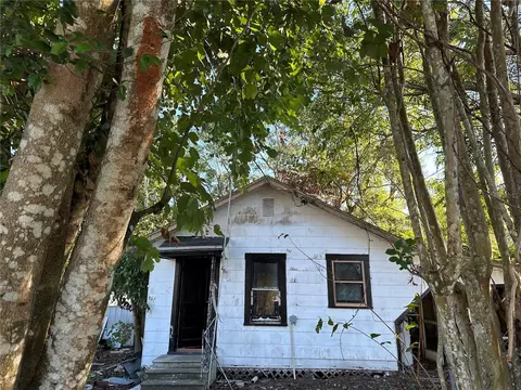 38620 8th Ave, Zephyrhills, FL 33542