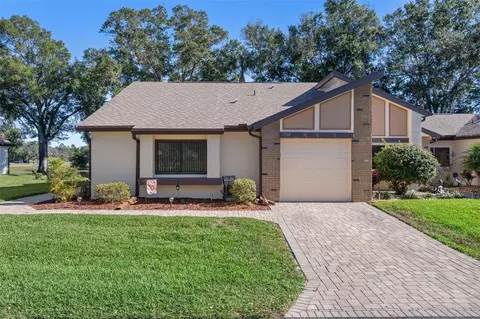 7562 Heather Walk Dr, Weeki Wachee, FL 34613