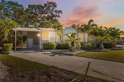 4620 Tri Par Dr, Sarasota, FL 34234